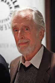 How tall is Fritz Weaver?